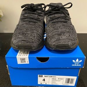 Adidas Swift Run 22 slip on sneakers NWT